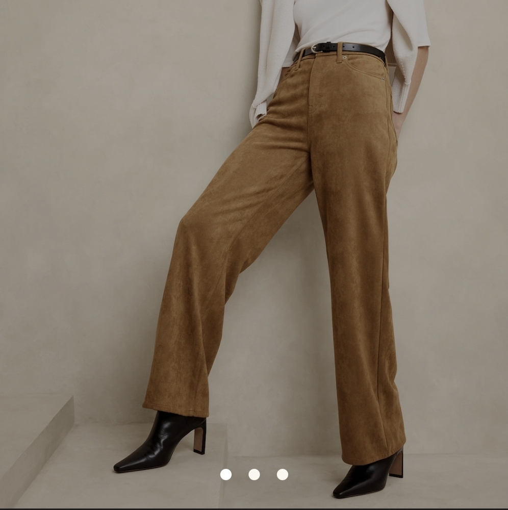 NWT Ultra High Rise Vegan Suede Pants